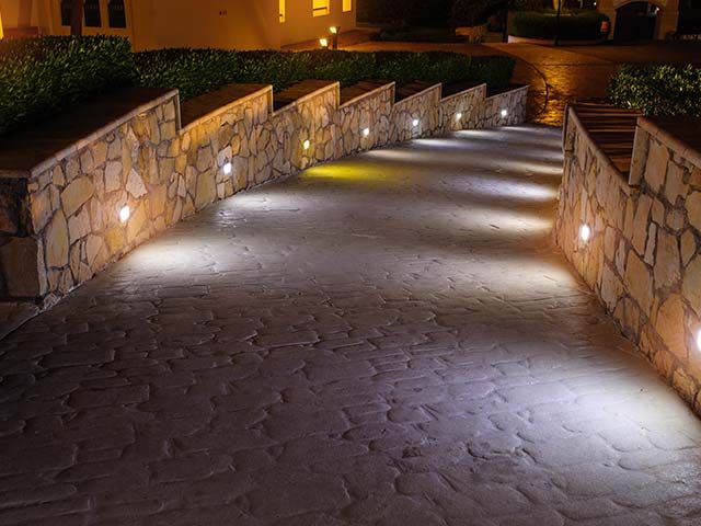 Outdoor Lighting Experts in Oxford